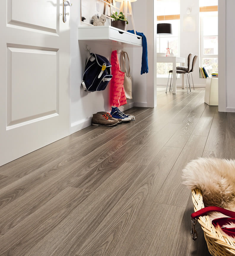 Laminat T100 LA Eiche antikgrau  Int01