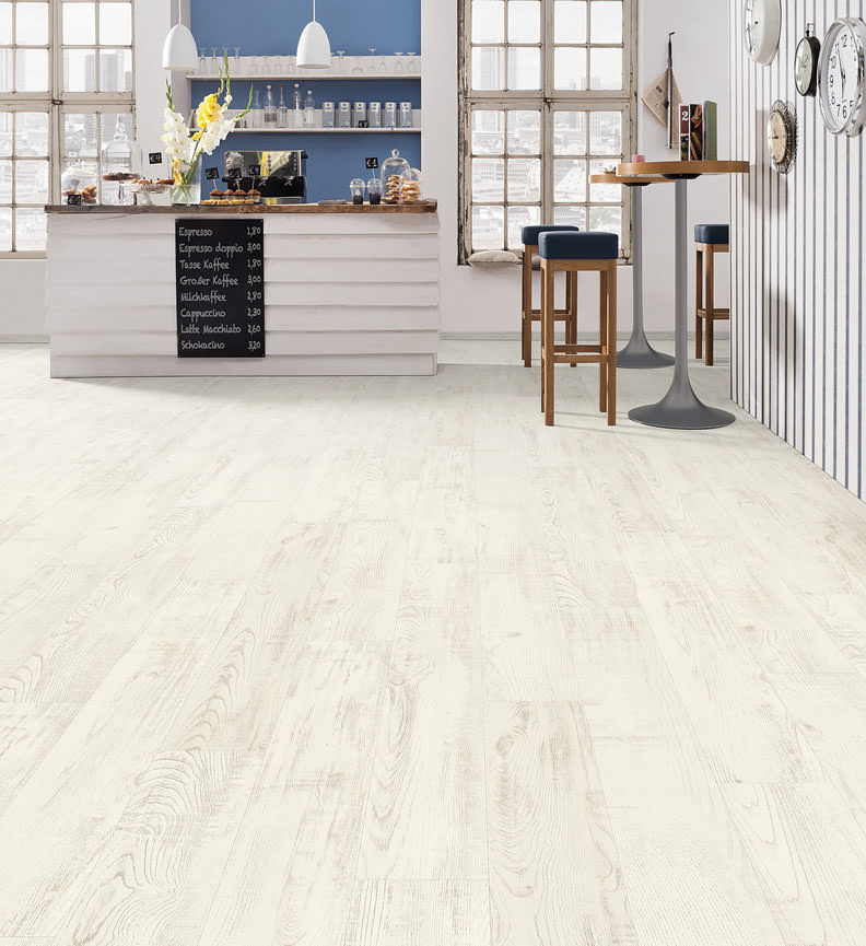 Laminat T250 LA 4V Kastanie bianco  QV