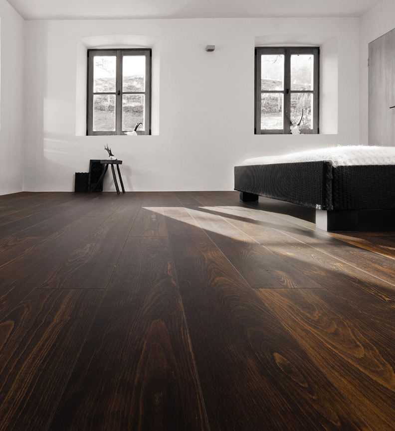 parkettmanufaktur LA 4V Buche kastanienbraun Expressiv struk  Int01