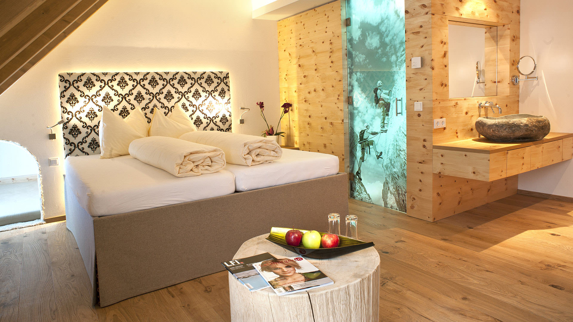 Oak Parquet on the “Stone Sea”