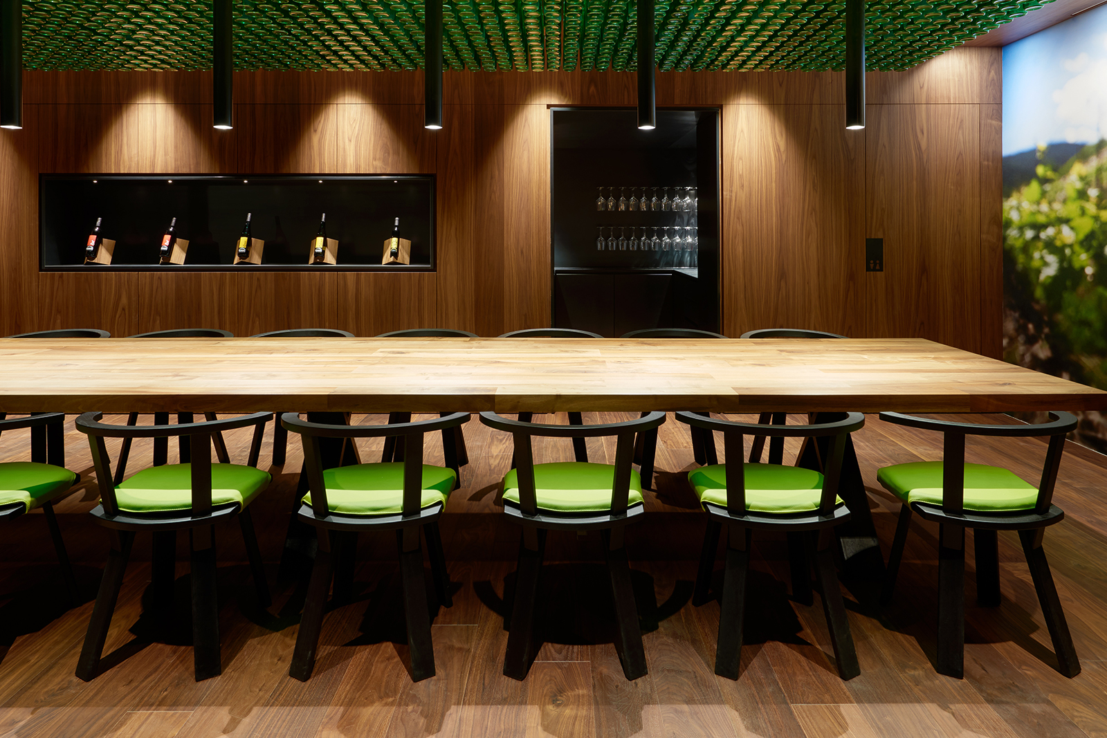 an exquisite wine tasting room for exquisite tipples